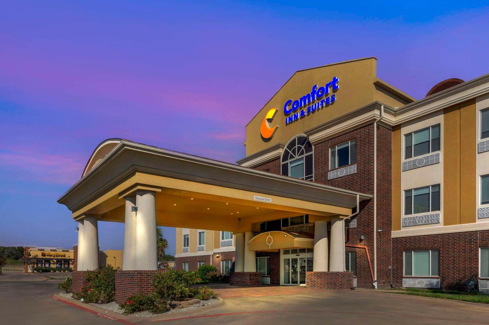 Comfort Inn & Suites Mexia Buitenkant foto